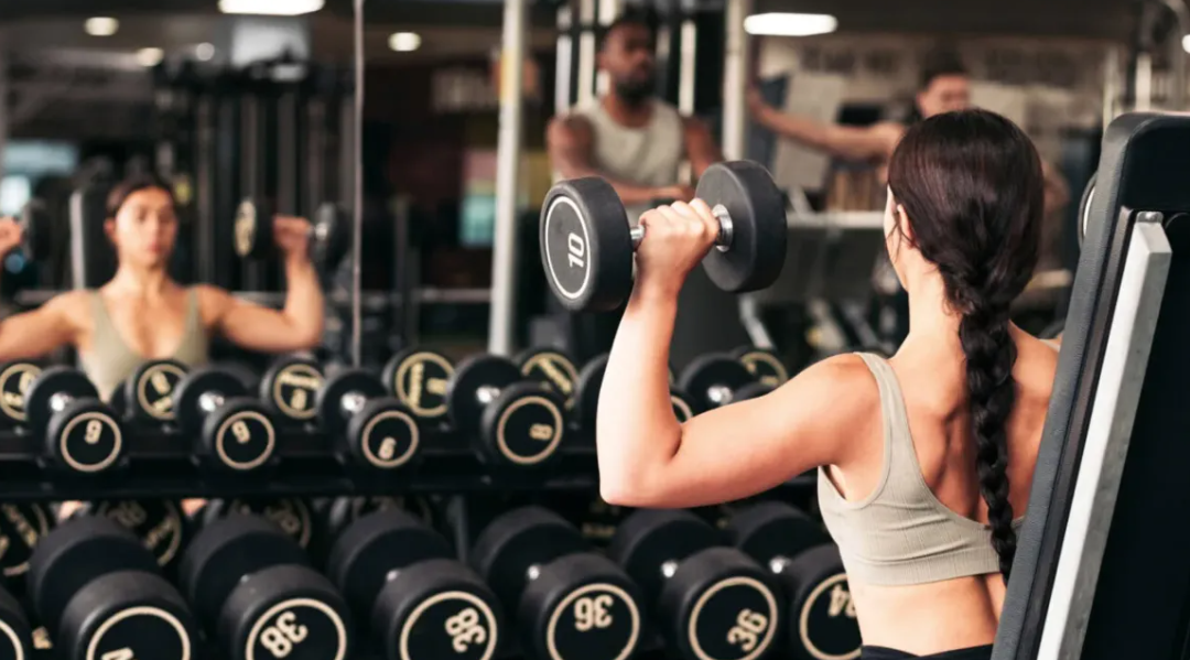 Kepiye Pamula Gunakake Peralatan Gym kanggo Latihan?